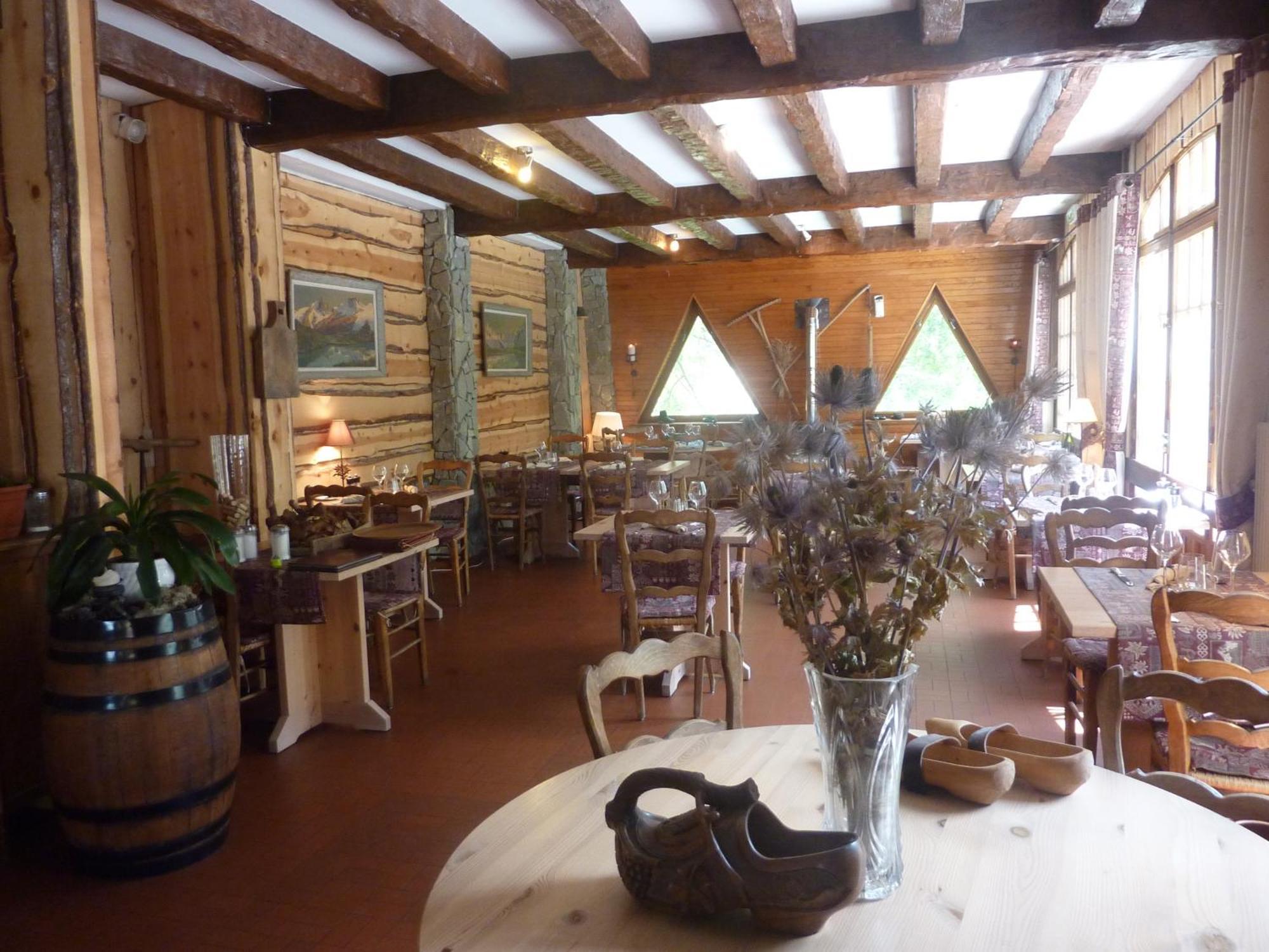 Les Agneaux Hotell Villar-dʼArène Exteriör bild