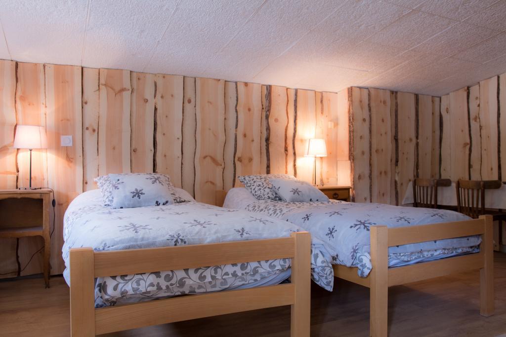 Les Agneaux Hotell Villar-dʼArène Exteriör bild