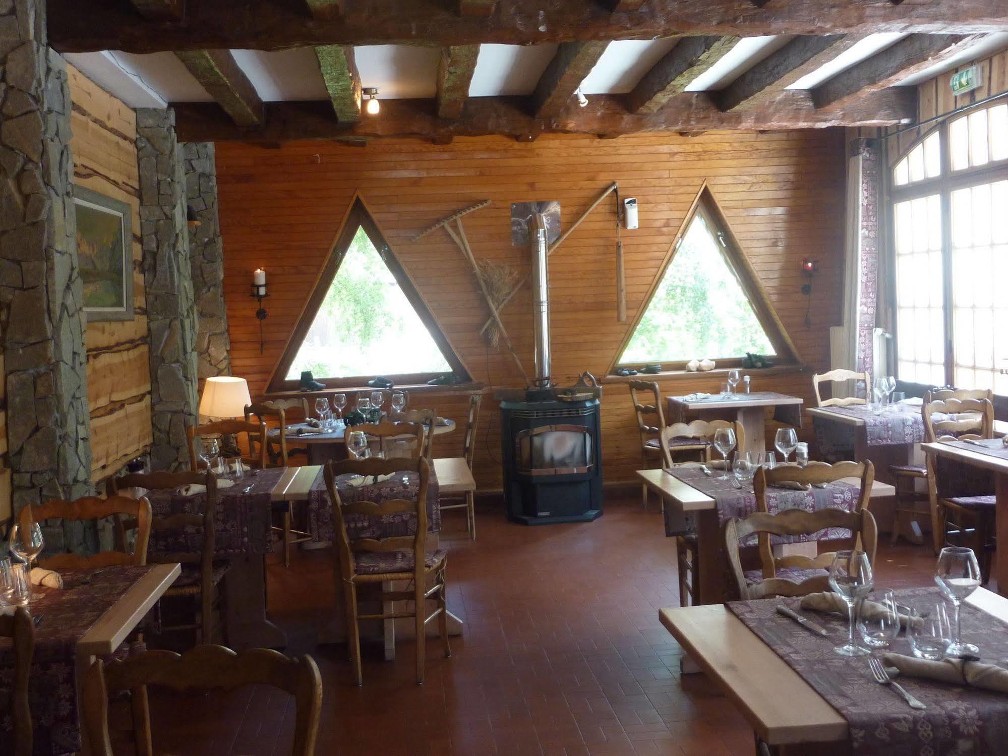 Les Agneaux Hotell Villar-dʼArène Exteriör bild