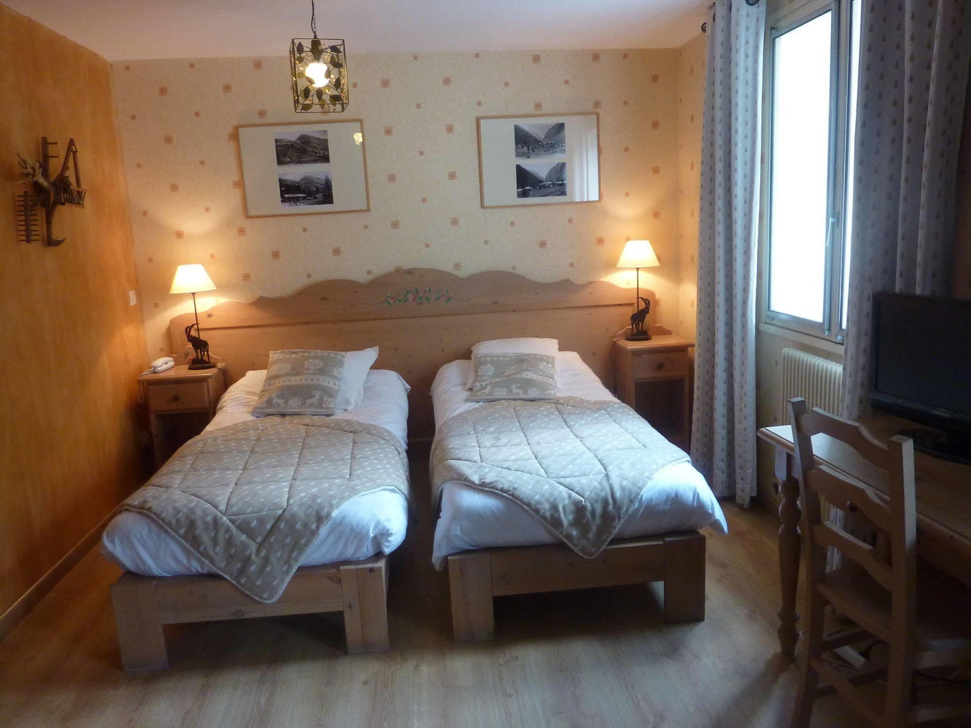 Les Agneaux Hotell Villar-dʼArène Exteriör bild